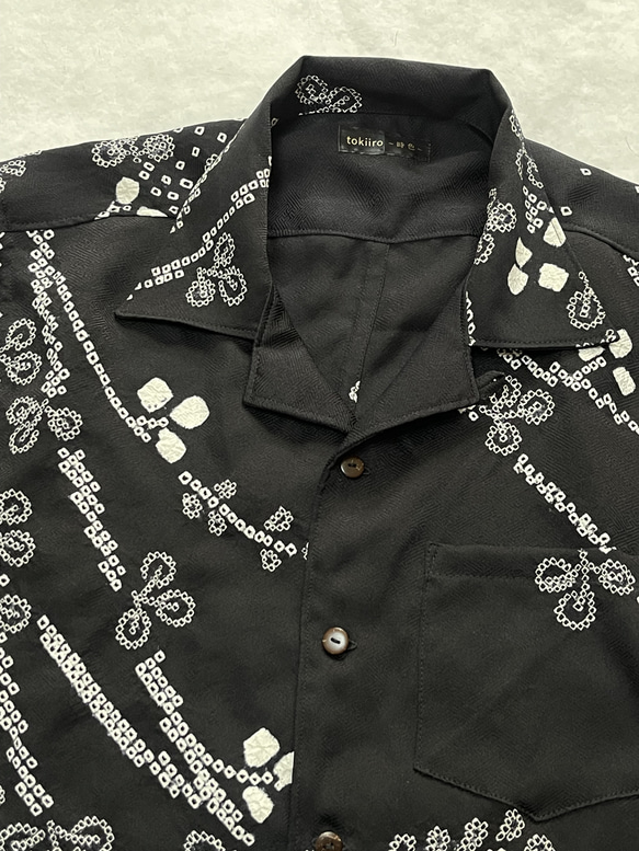 着物リメイク 黒絞りの訪問着のアロハシャツ メンズLサイズ 4枚目の画像