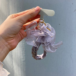 グレーの花柄織り4way携帯電話ストラップ 7枚目の画像