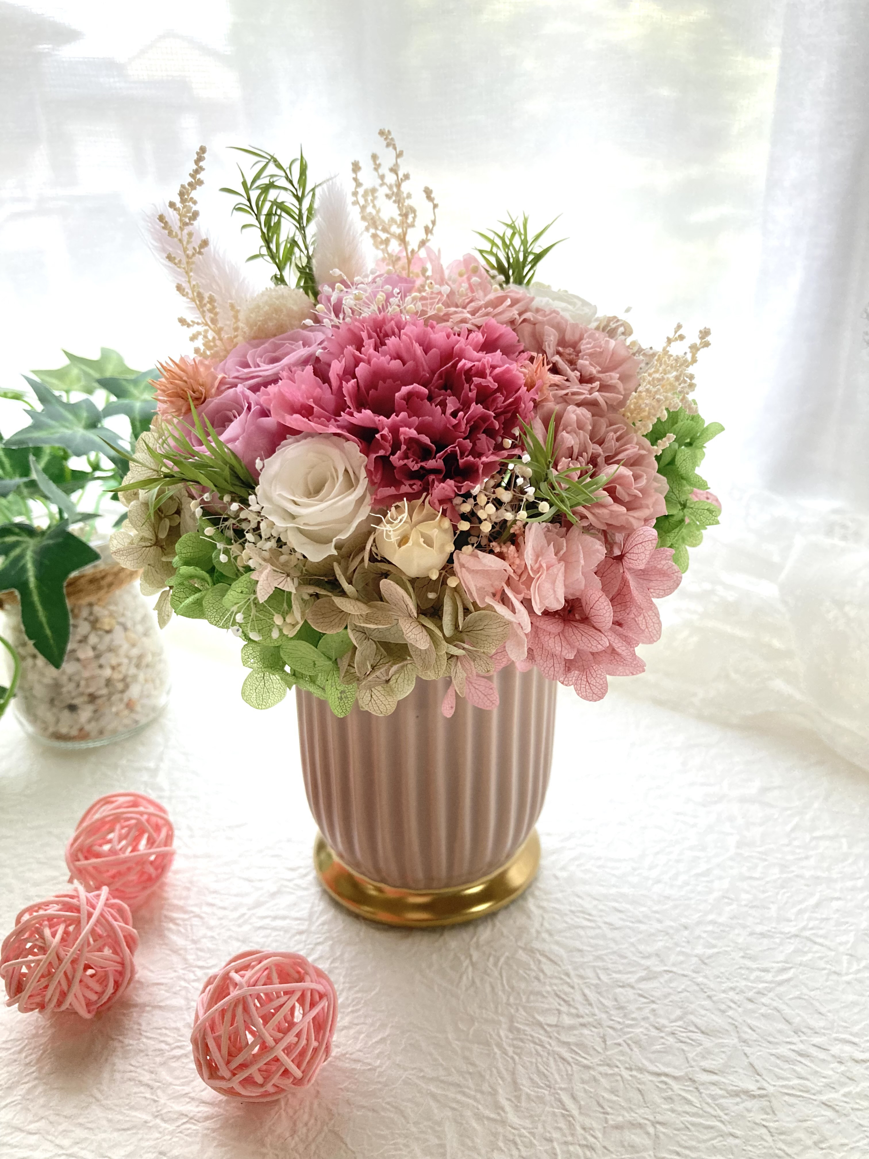プリザーブドフラワーくすみピンク系アレンジ 母の日ギフト誕生日プレゼント結婚新築開店祝い 敬老の日 還暦祝い 5,023円