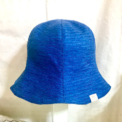 【チューリップハット】お散歩やレジャー、普段のお買い物にも活躍する折り畳める帽子　ブルー 5枚目の画像