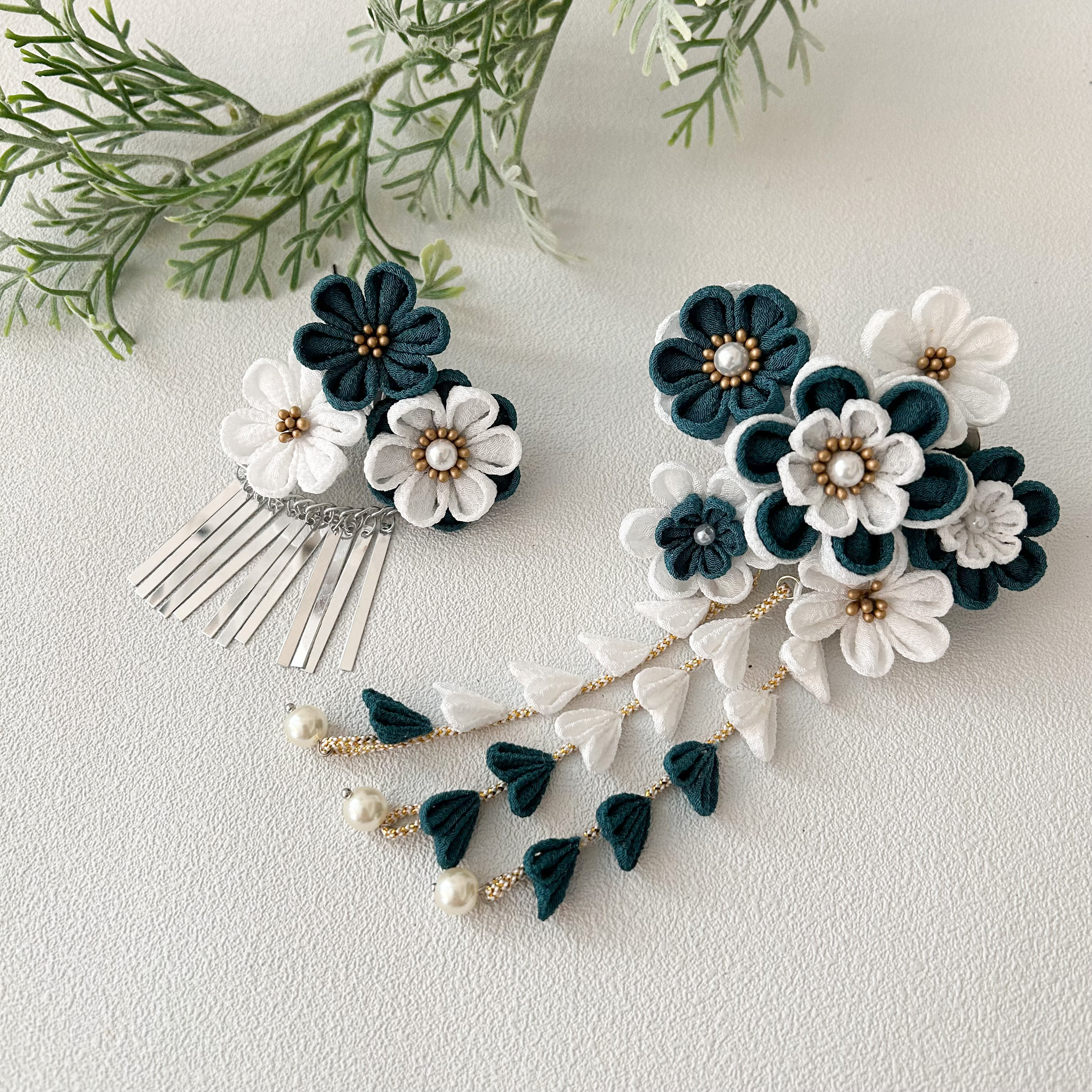 白と青碧の銀ビラ付き髪飾りセット　七五三　成人式　卒業式