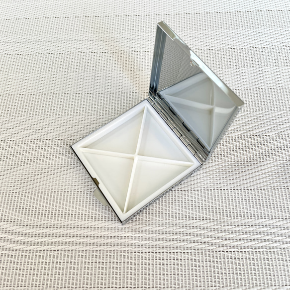 ＊クロスチェック＊◆ ピルケース(アクセサリーケース、小物入れ)◆オレンジブルー　クリスタルガラス 8枚目の画像