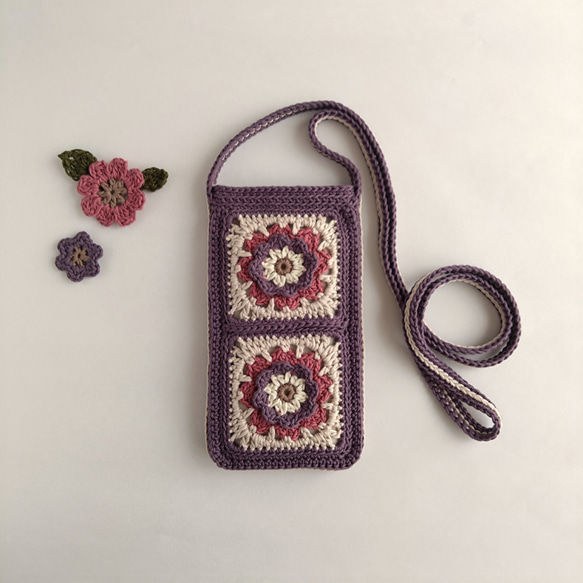 ＊クロシェフラワーのスマホショルダー・アンティークローズ色＊　コットン　オールシーズン　手編み　かぎ針編み　内布付き 人気・おすすめ｜多用途・生活用品におすすめ キャンペーン中 即納