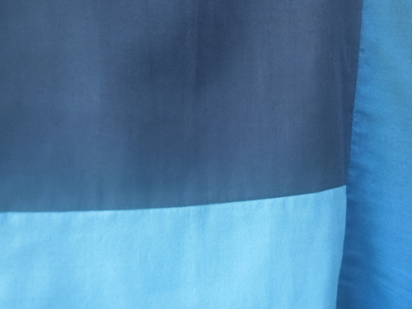 オーガニックコットンWガーゼ配色ゆったりワンピース blue 6枚目の画像