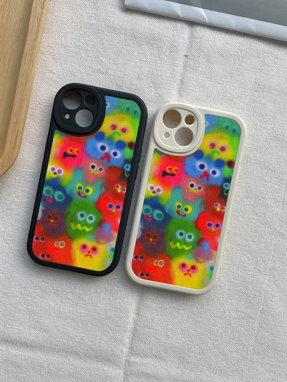 智慧型手機保護殼 兼容所有 iPhone 15/14/13/12/11 等型號 彩色小怪獸塗鴉 全包防震手機套 第8張的照片