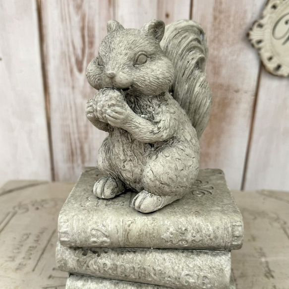 ＊オーダー＊アンティーク風ボタン箱セット リスさん オーダー＊アンティーク風ボタン箱セット リスさん B級】ボタン