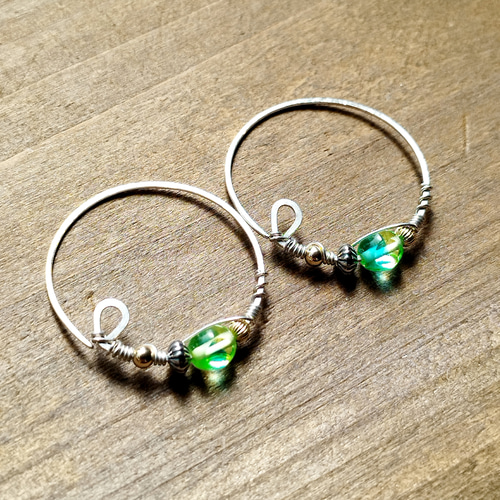 金のしずくのニンカリ（アイヌの耳飾り・ピアス）B‐type ピアス
