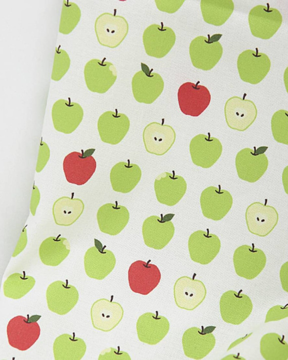 韓国製 果物柄 りんご柄 グリーンアップル 青りんご 生地 コットン100％シーチング Green Apple 1枚目の画像