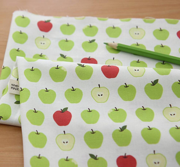 韓国製 果物柄 りんご柄 グリーンアップル 青りんご 生地 コットン100％シーチング Green Apple 4枚目の画像