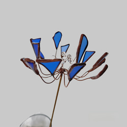 シーガラスアート　青い花　ステンドグラス雑貨　造花　インテリアアイテム　サンキャッチャー　窓辺　出窓飾り　送料無料 3枚目の画像