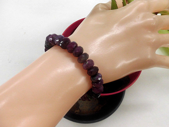 天然石 ルビーインゾイサイトボタンカット玉ブレスレット 内周16.5cm　　240101304