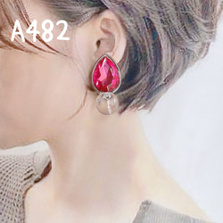 A482…雫×ピンク　イヤリング　ピアス　ハンドメイド 1枚目の画像