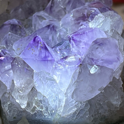 レインボー✨　ラベンダー　アメジスト　クラスター　原石　紫水晶 7枚目の画像
