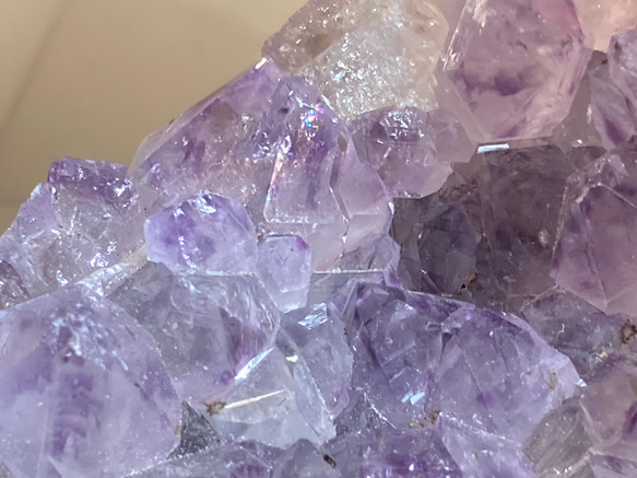 レインボー✨　ラベンダー　アメジスト　クラスター　原石　紫水晶 8枚目の画像