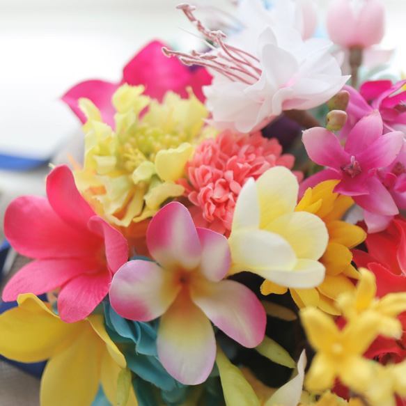 ウェディングブーケ　カラフル　プルメリア　ラン　ハワイ　沖縄　結婚式　ブライダル　リゾート婚　海外ウェディング　海外挙式 11枚目の画像