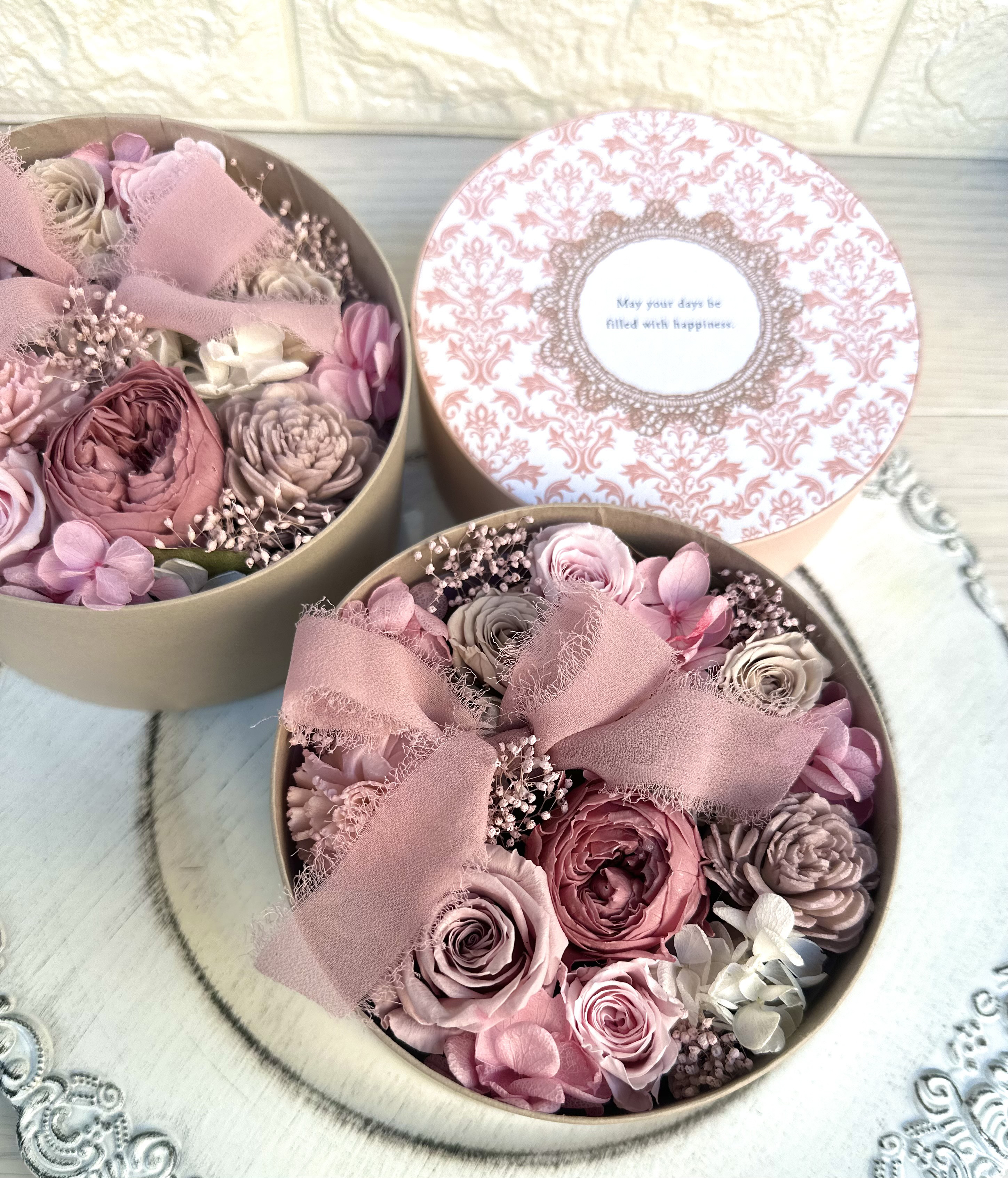 くすみピンクのプリザーブドフラワーボックス・サークル