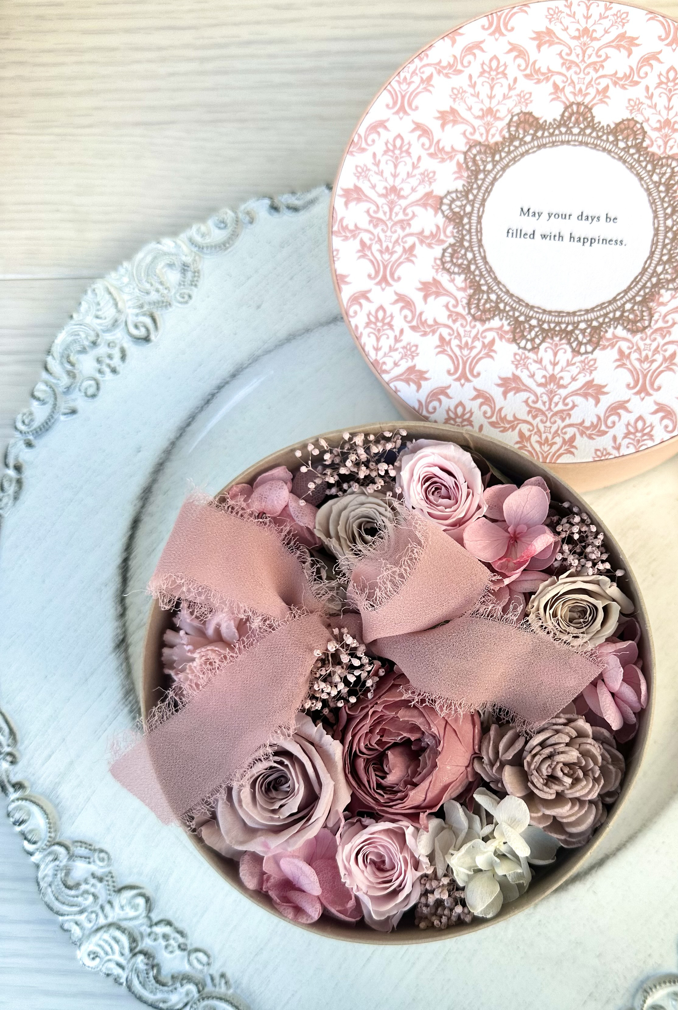 くすみピンクのプリザーブドフラワーボックス・サークル