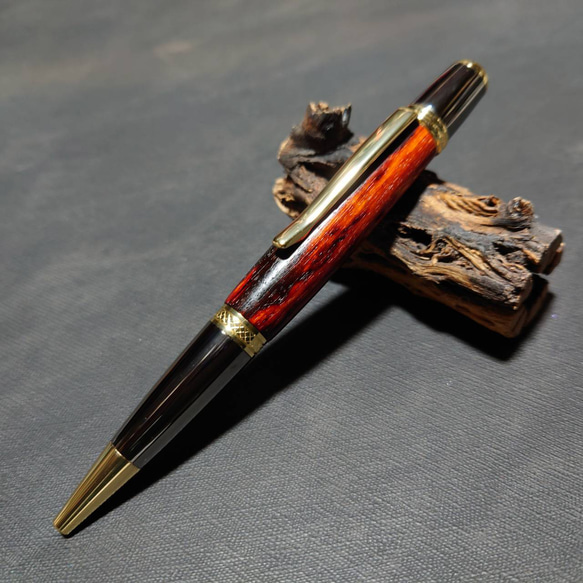 老紅木 ウッドボールペン【送料・ギフトボックス無料・当日発送】 油性ボールペン用 替え芯