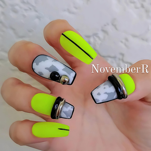 LA726☆アニマル柄×ネオンカラーのマットネイル ネイルチップ（つけ爪