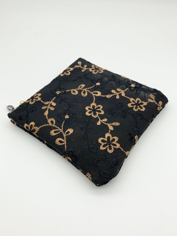 四角が使い易い　刺繍ハードメッシュ　軽いセミシースルーのフラットなポーチ　焦げ茶色ファスナー　508 13枚目の画像