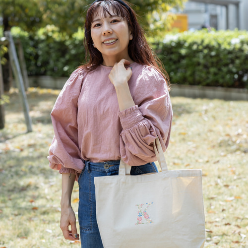 イニシャル刺繍 トートバッグ マザーズバッグ アルファベット