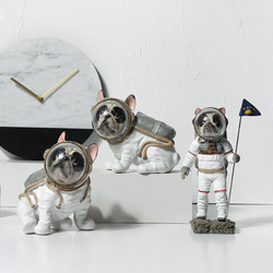 ブルドッグ 犬 Dog 宇宙飛行士 船外活動 お座り 置物 オブジェ 玄関 リビング インテリア 雑貨 ch-961 2枚目の画像