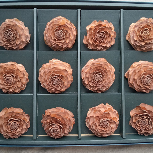 大きなシダーローズ12個 その他素材 花結び 通販 17644450｜Creema