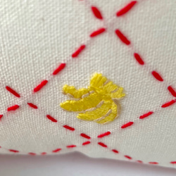 コザクラインコ刺繍　刺し子クッション30×30㎝ 17枚目の画像