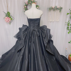 高級なカラードレス　ブラックドレス　ウェディングドレス  サイズオーダー　前取り　二次会 5枚目の画像