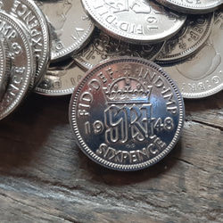 英国幸せのシックスペンス イギリス 50枚セットラッキー6ペンス コイン  本物古銭英国コイン  美品です 19.5mm 2枚目の画像