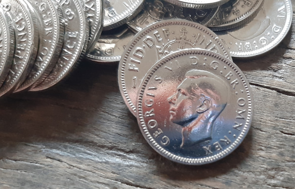英国幸せのシックスペンス イギリス 50枚セットラッキー6ペンス コイン  本物古銭英国コイン  美品です 19.5mm 2枚目の画像