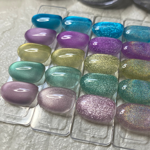 新作⭐︎ 魅惑のマグネットネイル〜ネイルチップ/短め 対応 ネイル  