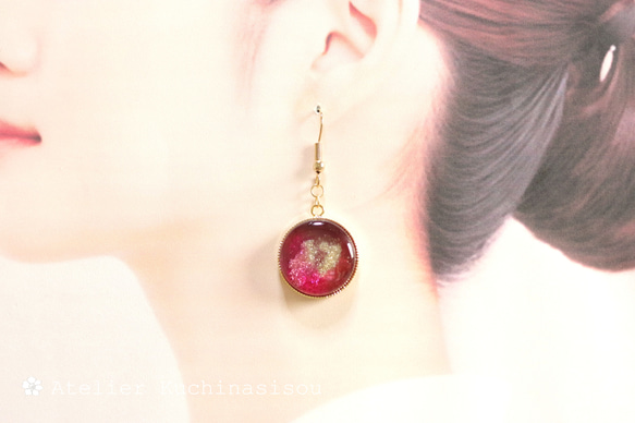 樹脂藝術圓耳環&lt;紅玫瑰&gt; 第5張的照片