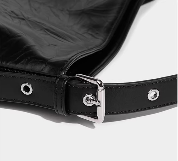 本革ショルダーバッグ   簡素なスタイルのカバン  高級感 大容量わきの下包み  通勤ハンドバッグ　革 斜めがけ　牛革 11枚目の画像