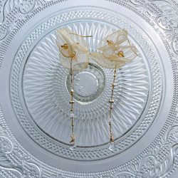 花びらとチェコガラスのピアス/イヤリング 8枚目の画像