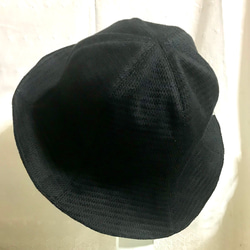 【チューリップハット】お散歩やレジャー、普段のお買い物にも活躍する折り畳める帽子　ブラック 6枚目の画像