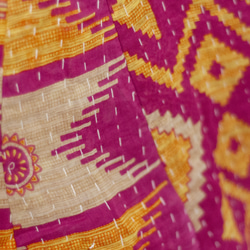 手縫いサリーパッチワークコットンスカート インド綿パッチワークスカート サリー糸刺繍スカート - トロピカルフラワー刺身刺繍 ク 5枚目の画像
