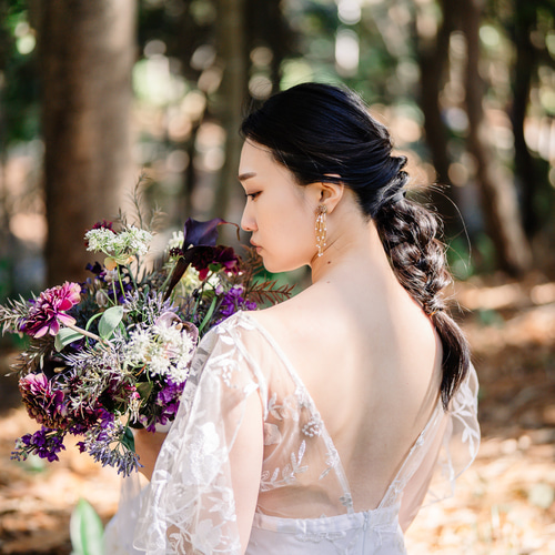 ダークブーケ 大人 紫 海外風 結婚式 前撮り ブーケ ダークブーケ 大人 紫 海外風 結婚式 前撮り ブーケ