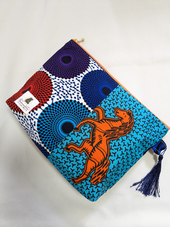 モン族刺繍布とボールチャームのポーチ ＊メール便送料無料