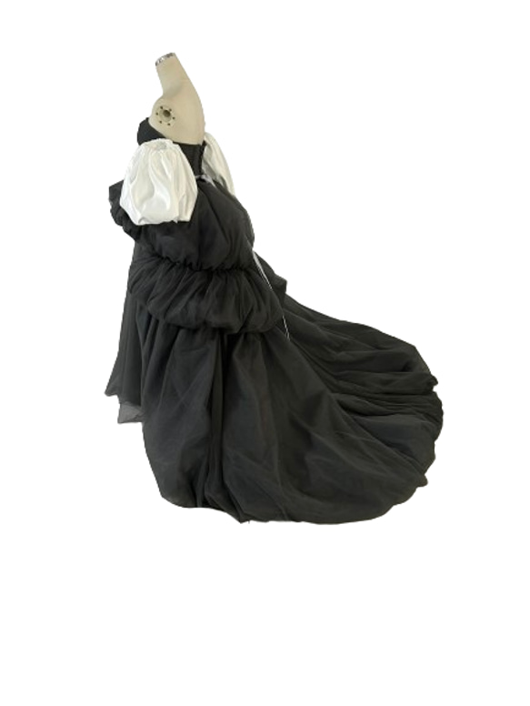 カラードレス グレー オーバードレス 取り外し袖 光沢サテン  ラッフルフリル 花嫁 4枚目の画像