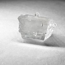 Thomas Gonzaga crystal/トマスゴンサガ産水晶原石 32：貫入水晶 ( レインボーあり ) 6枚目の画像