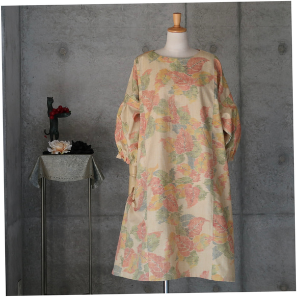 着物リメイク　紬のワンピース　 　Aライン　フリーサイズ 1枚目の画像
