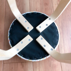 スツール　丸椅子　木製　スタッキングチェア   『　あさがおエメラルド　』 7枚目の画像