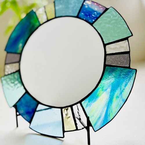 ガラスの鏡 〜風そよぐ青〜 壁掛けウォールミラー 丸型 ブルー