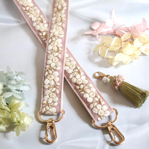 インド刺繍リボン　ショルダー インド刺繍リボンのスマホショルダー 幅2.5cm ネックストラップ