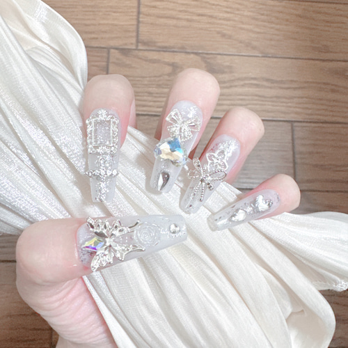 ネイルチップ 大人 前撮 振袖 成人式 卒業式 可愛い 和装 人気 手工  
