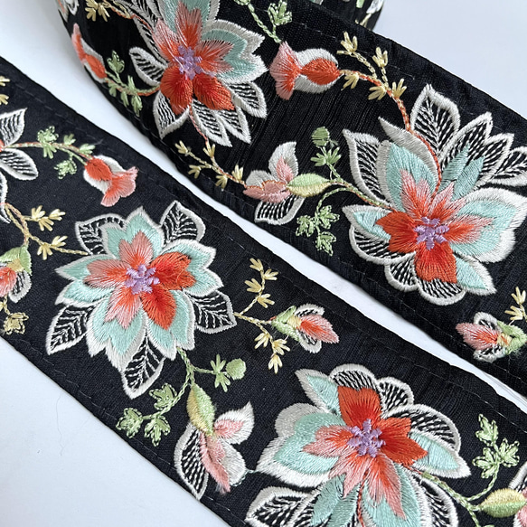 【*90cm】インド刺繍リボン ブラックxオレンジxシーグリーン　シルク　SS333 5枚目の画像
