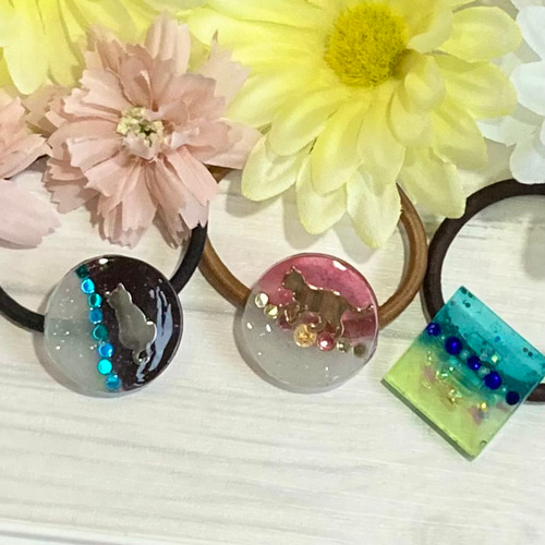 バイカラーのヘアアイテム 大人可愛いレジン製ヘアゴム ヘアゴム