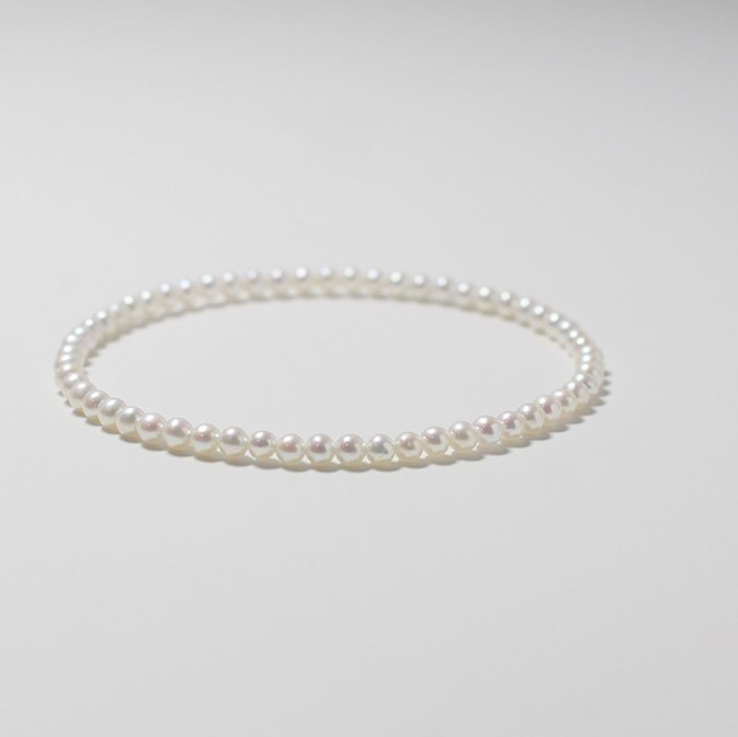 淡水ラウンドパールのブレスレット バングル　真珠　淡水真珠 パール 　6月誕生石　夏の誕生石