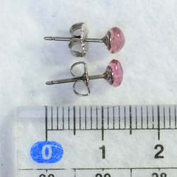 （1 件）粉紅色碧璽耳環（5 x 4 毫米，鈦柱） 第5張的照片